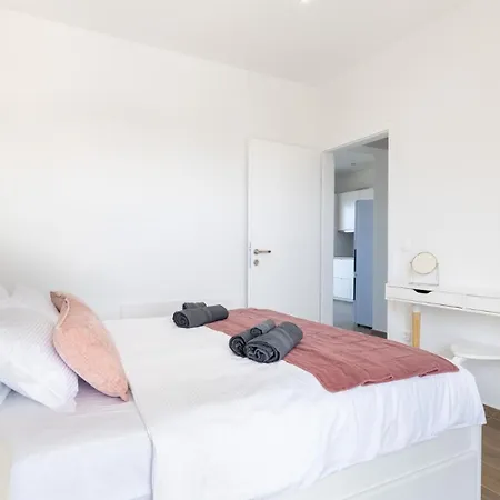 Luxury Nala With Shared Pool Apartamento