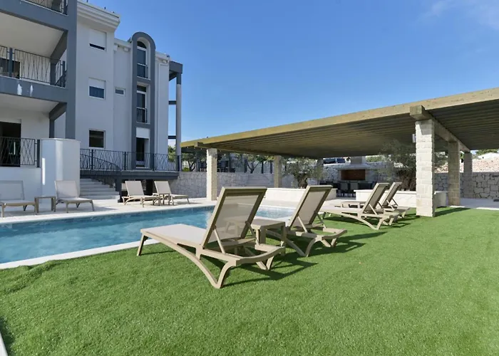 Apartman Luxury Nala With Shared Pool