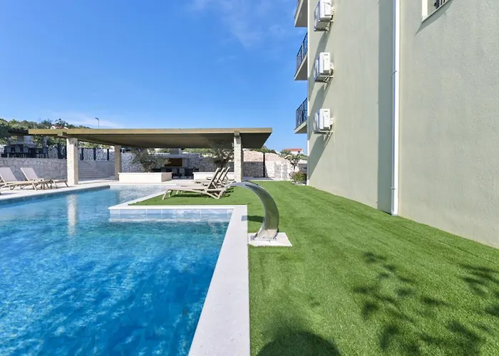 Apartman Luxury Nala With Shared Pool