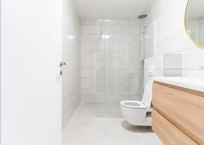 Luxury Nala With Shared Pool Apartman
