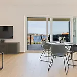 Luxury Nala With Shared Pool Апартаменты