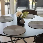 Апартаменты Luxury Nala With Shared Pool *