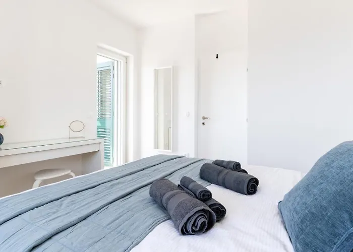 Lägenhet Luxury Nala With Shared Pool Sevid